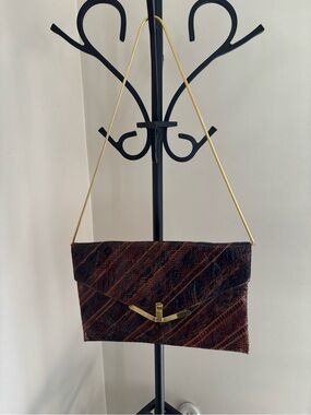 Vintage Robert Bestien Brown
Black Envelope Style Clutch Bag
- Snake Skin